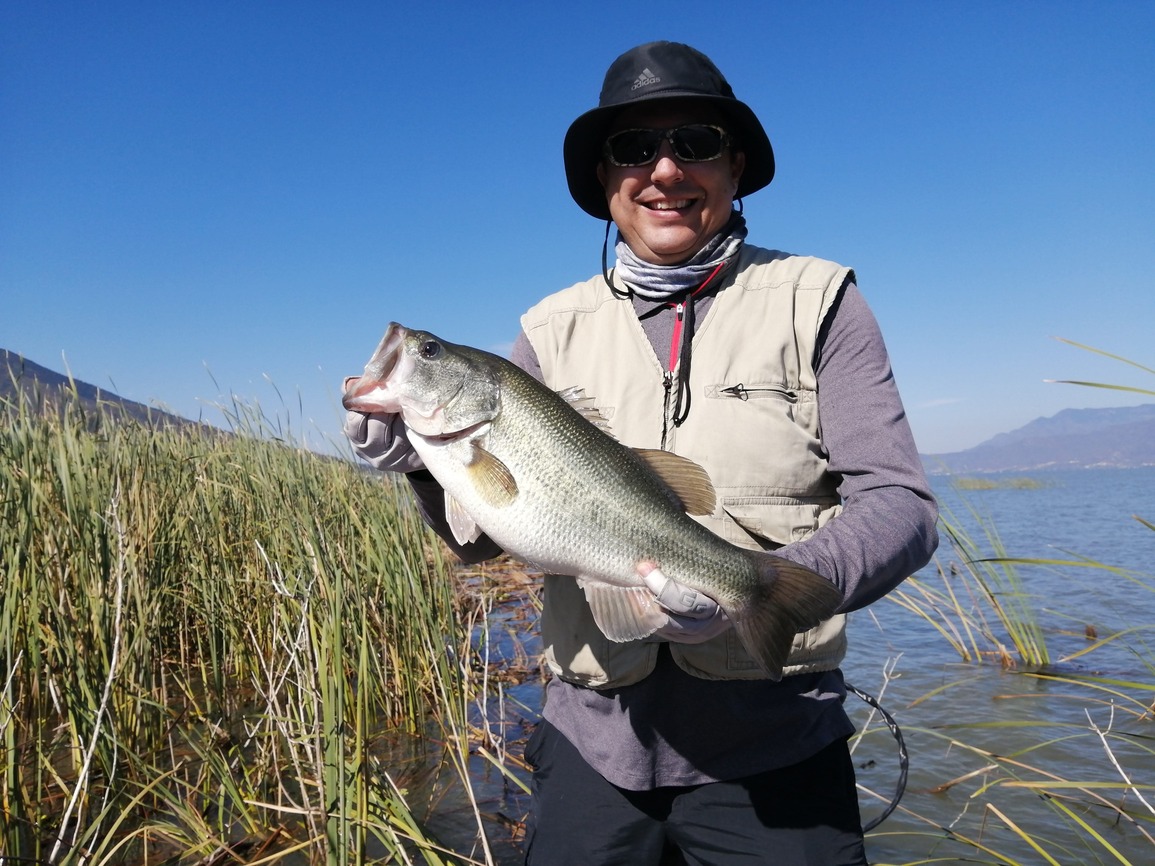 Fishing at Chapala lake ⋆ Nomonday